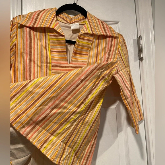 VTG 70s AJ Uppers Pointed Collar 3/4 Sleeve Yellow Striped V Neck Top Size L - Picture 5 of 10
